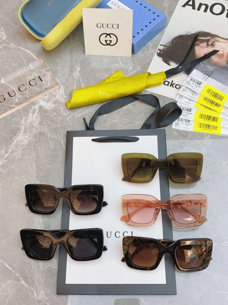Gucci Sunglasses UrbanChic 279892