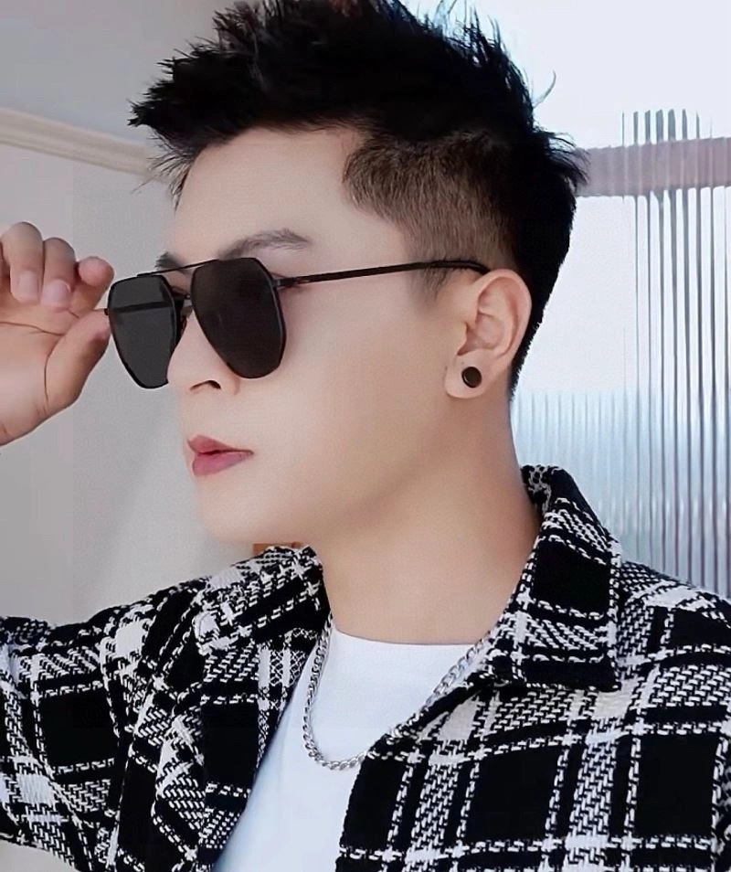 Neat Gucci Sunglasses 279909