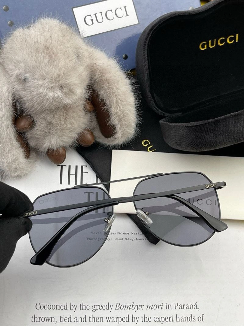 Neat Gucci Sunglasses 279909