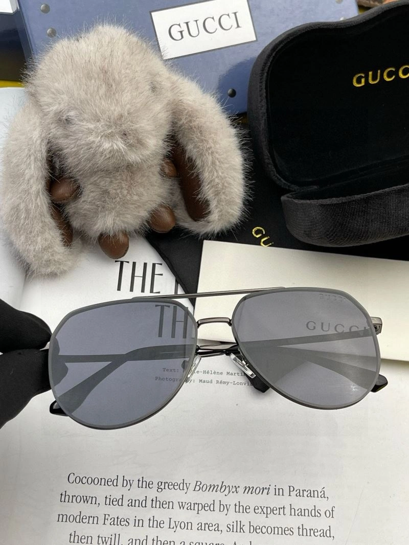 Neat Gucci Sunglasses 279909