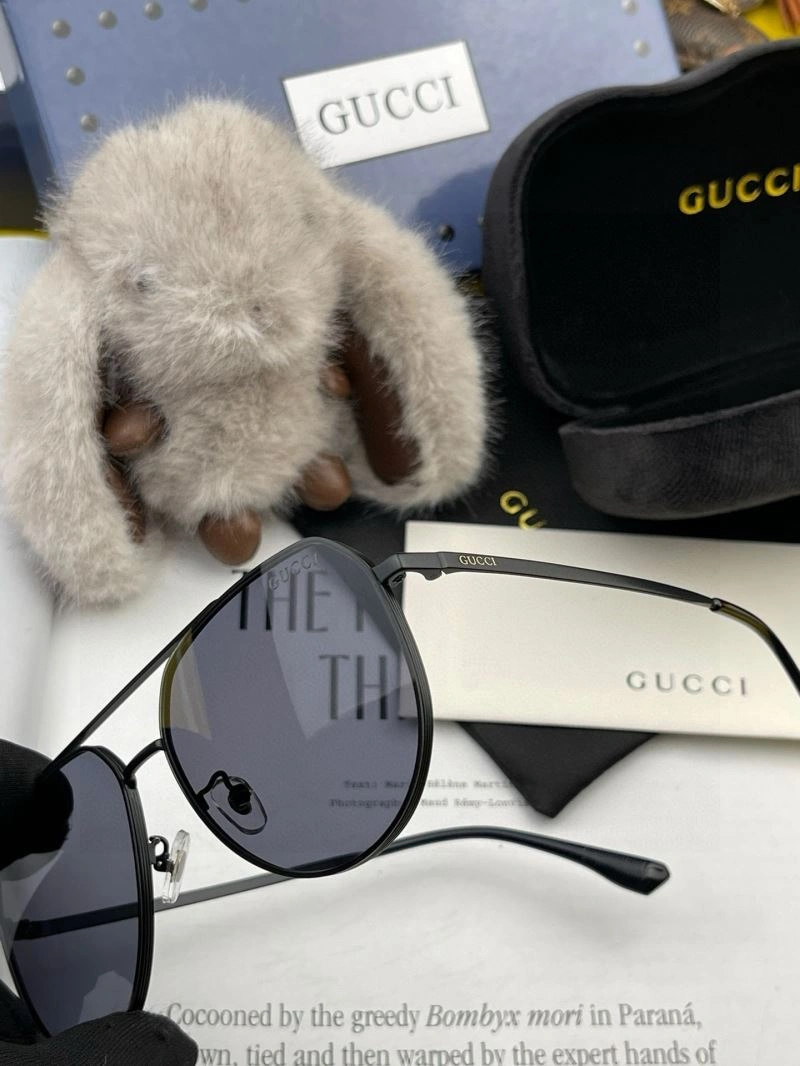 Neat Gucci Sunglasses 279909