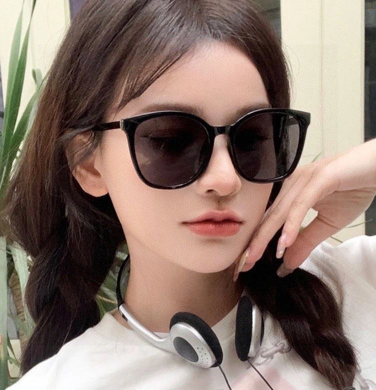 Modern Gucci Sunglasses 279906