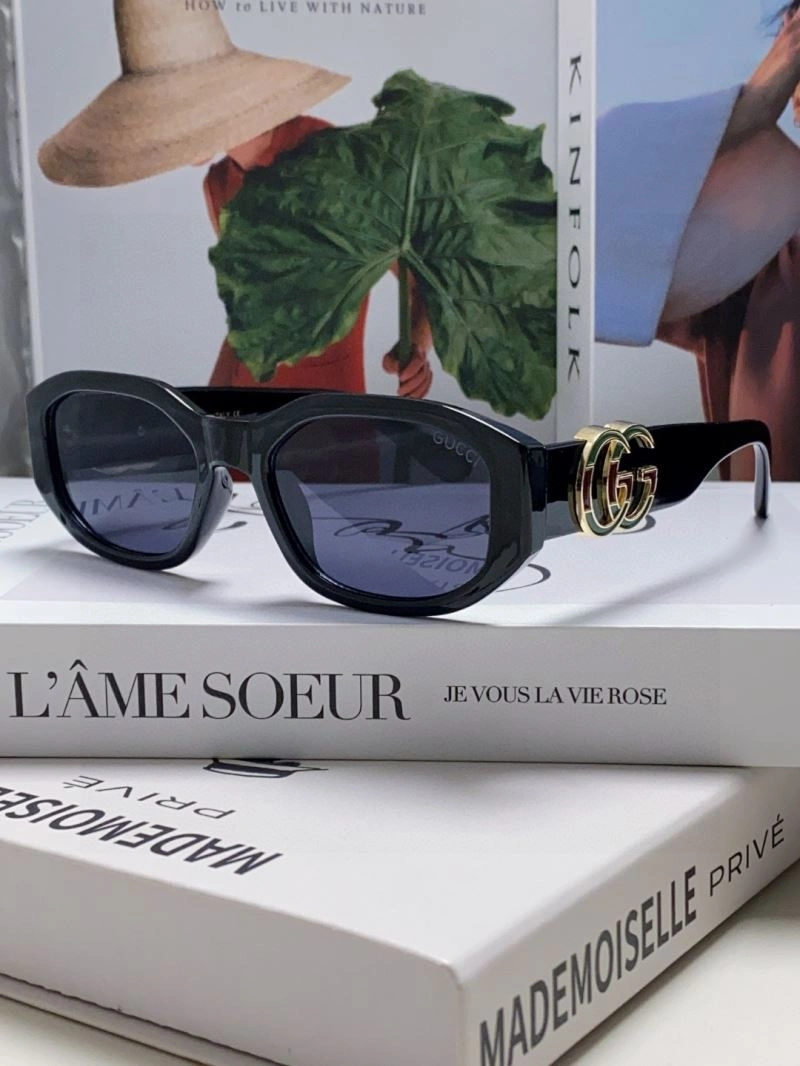 Flexible Gucci Sunglasses 279894