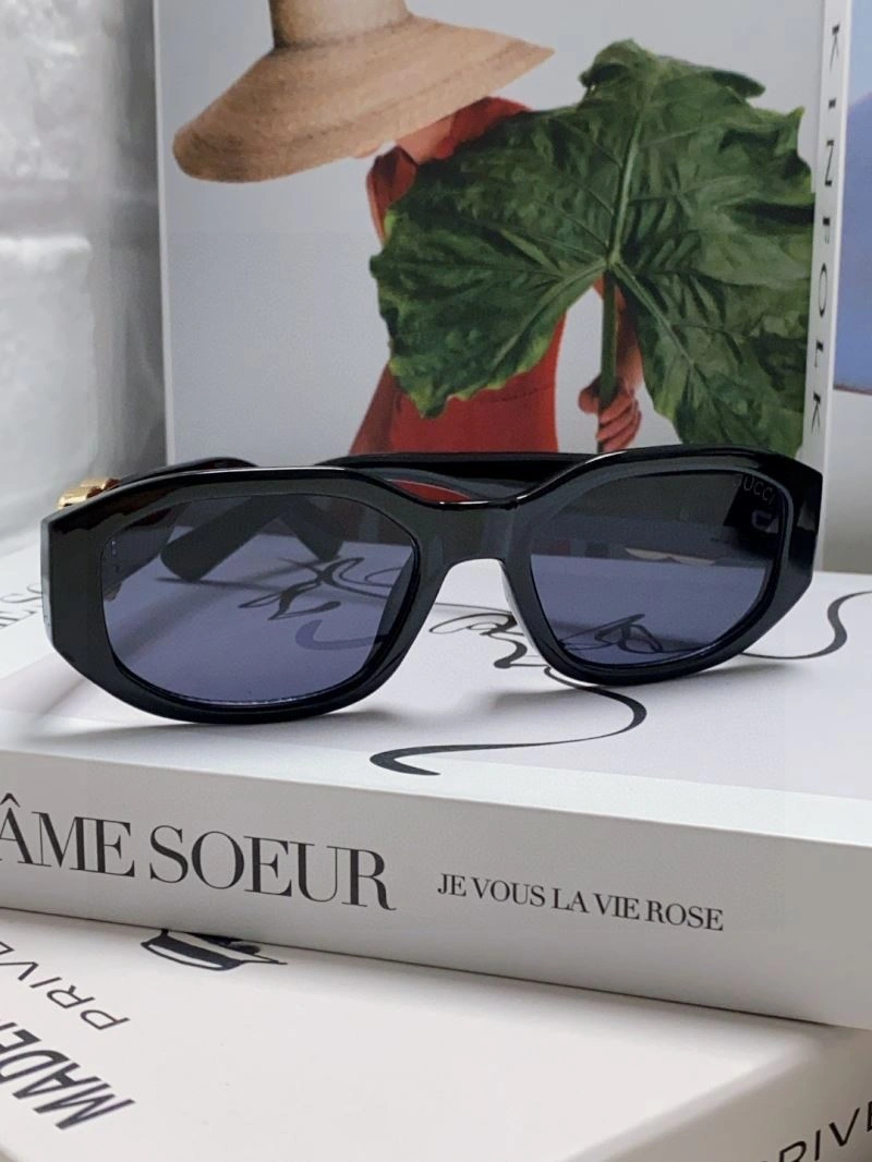 Flexible Gucci Sunglasses 279894