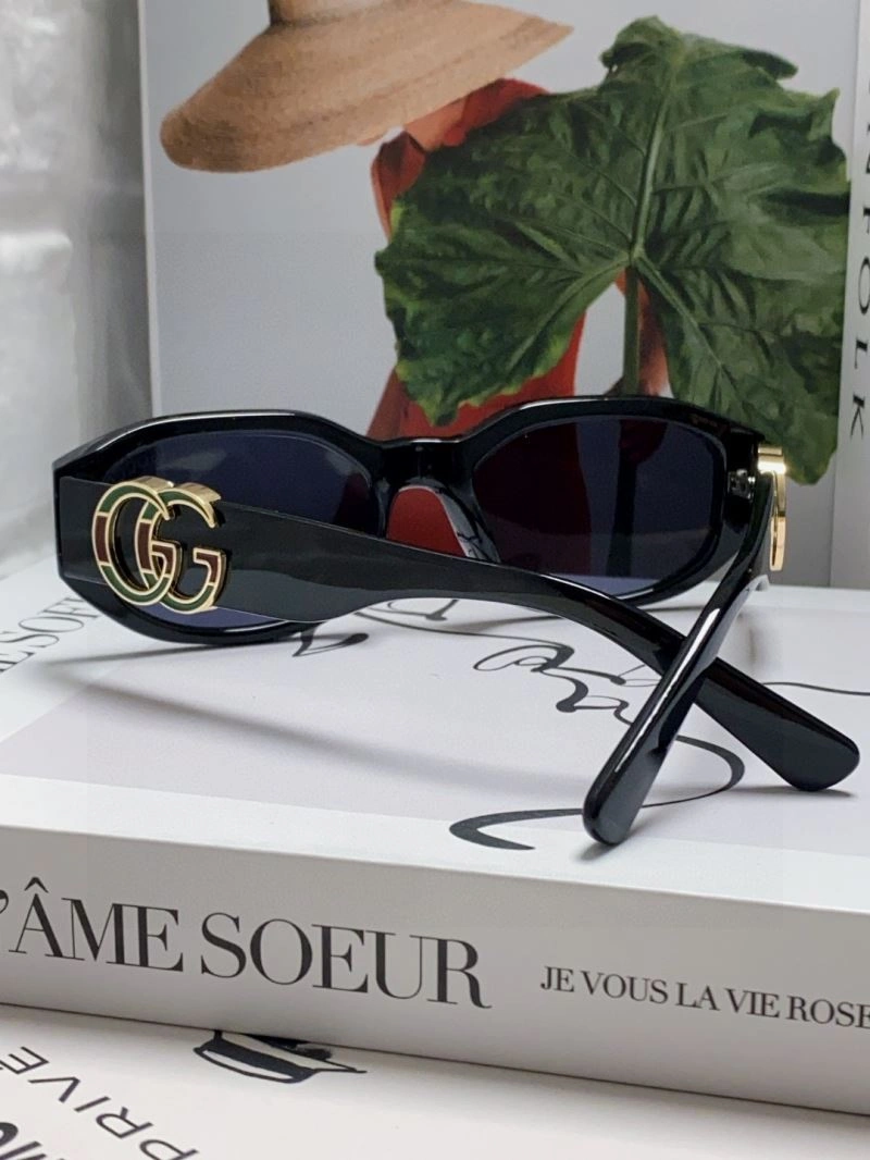 Flexible Gucci Sunglasses 279894