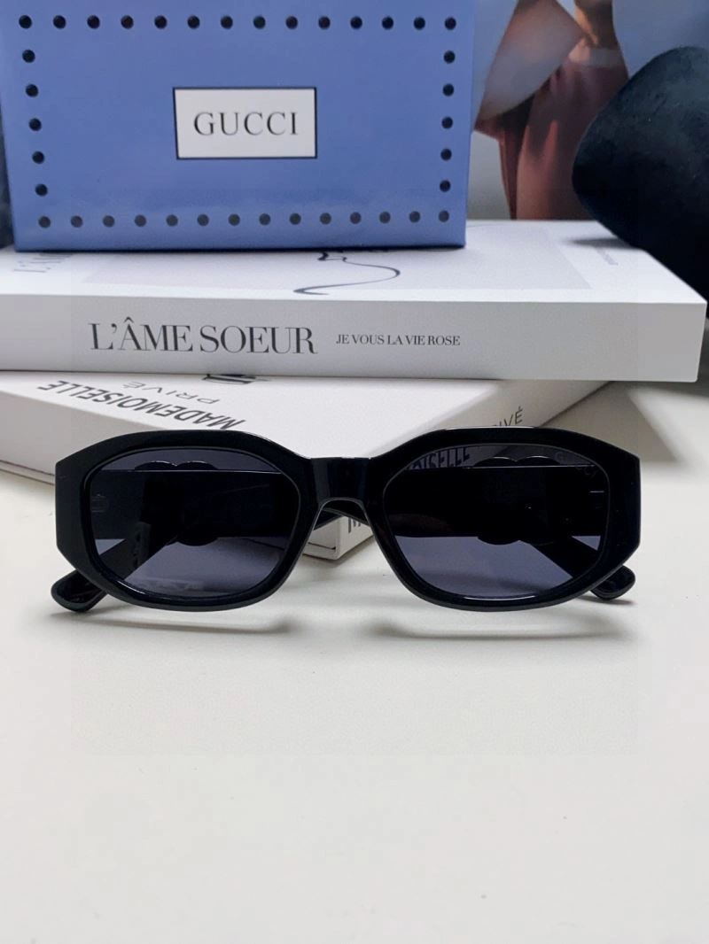 Flexible Gucci Sunglasses 279894