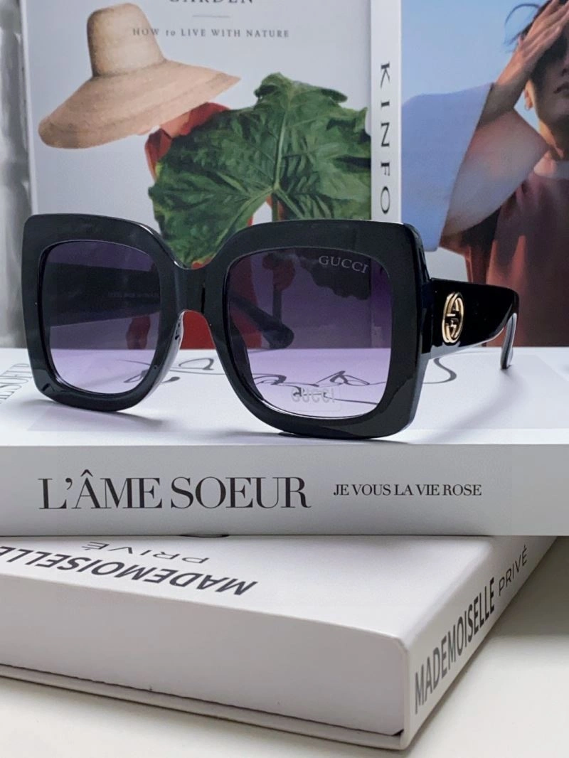Gucci Sunglasses MultiPurpose 279873