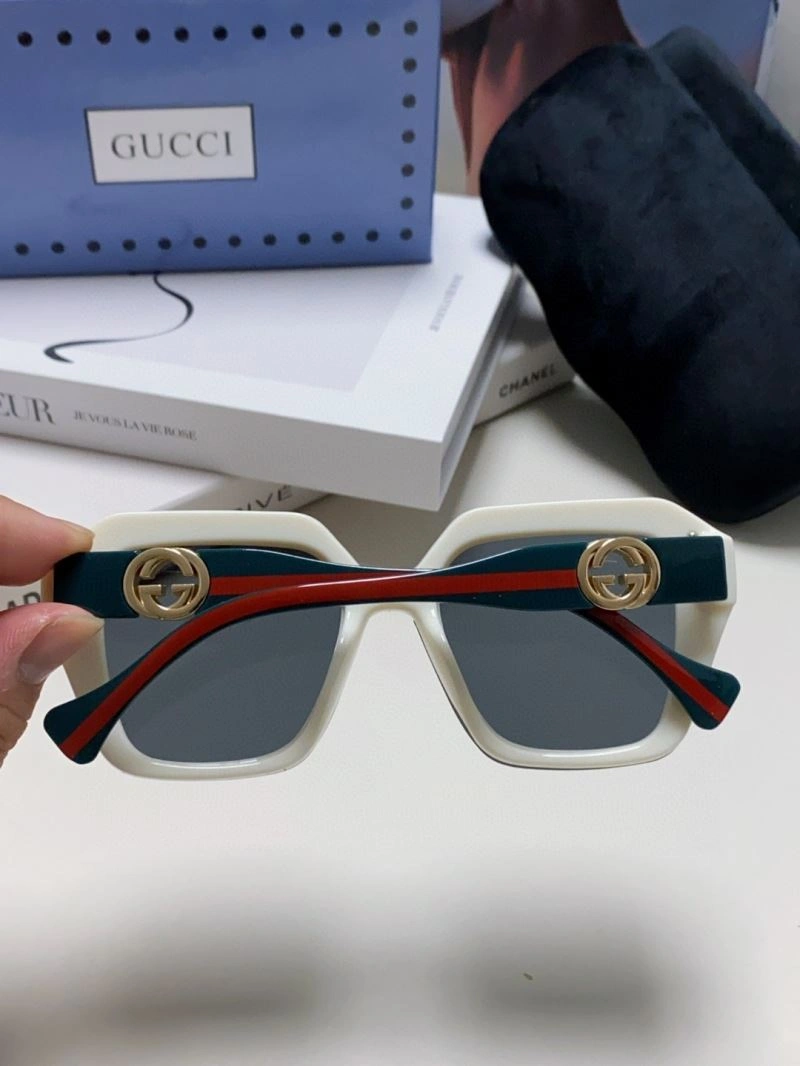 Gucci Sunglasses Modern 279871