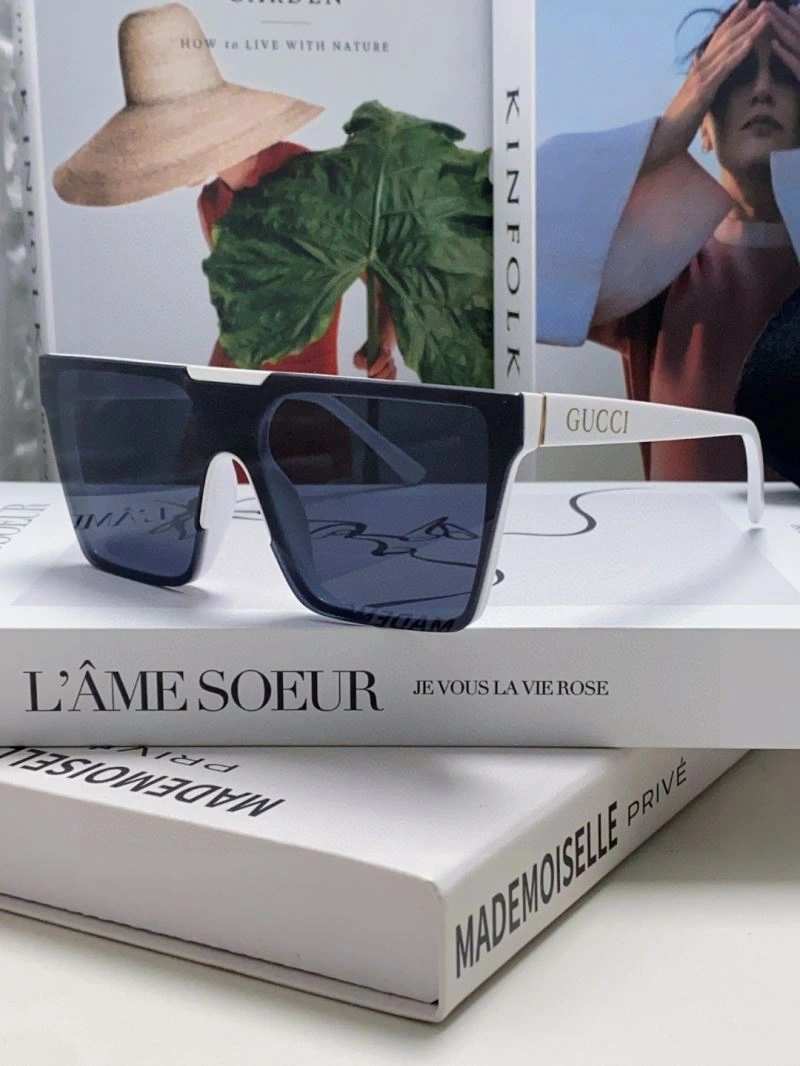 Gucci Sunglasses Breathable 279868
