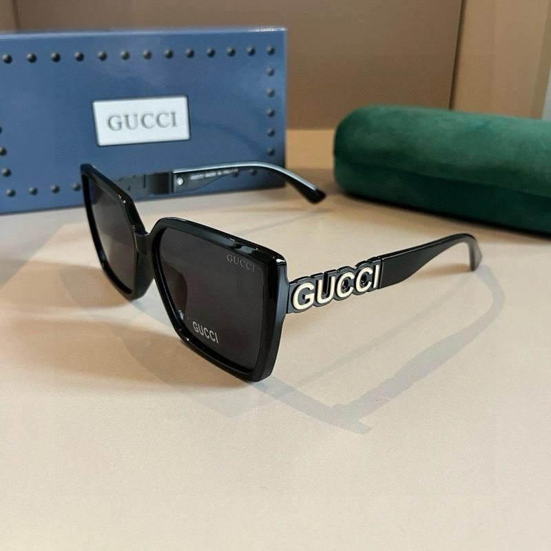AllSeason Gucci Sunglasses 279840