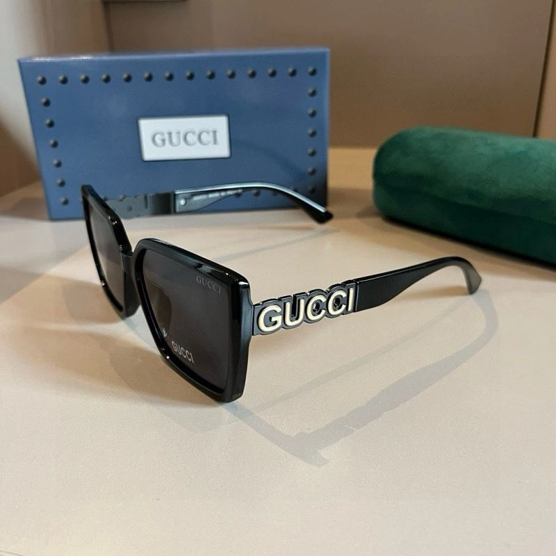 AllSeason Gucci Sunglasses 279840