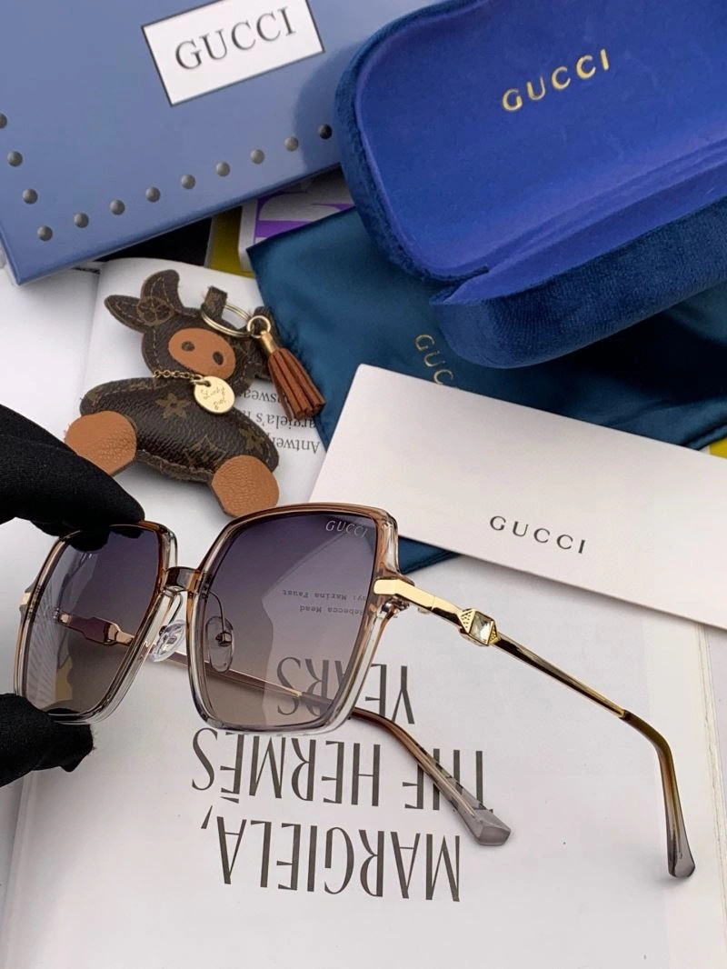 Breathable Gucci Sunglasses 279846