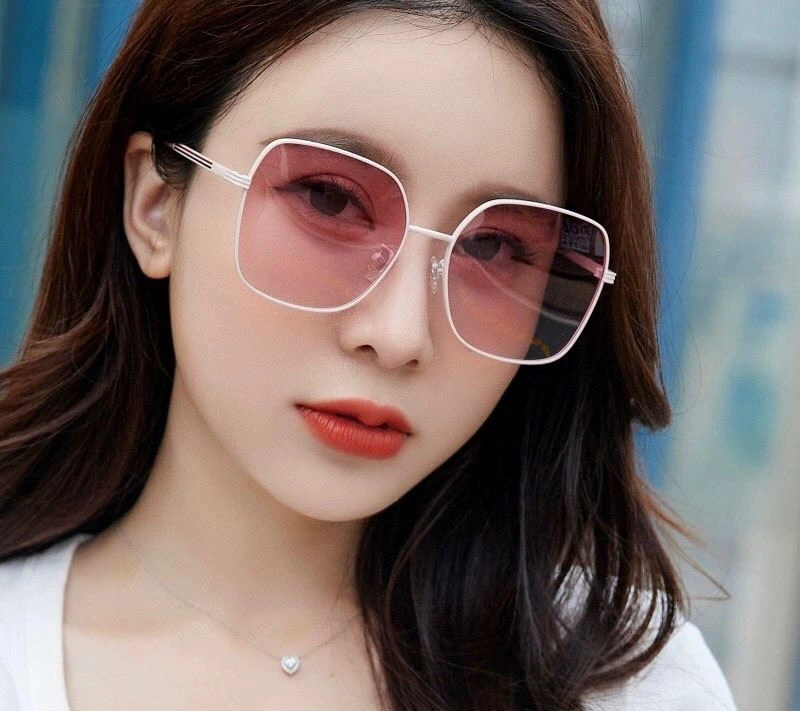 RelaxedFit Gucci Sunglasses 279861