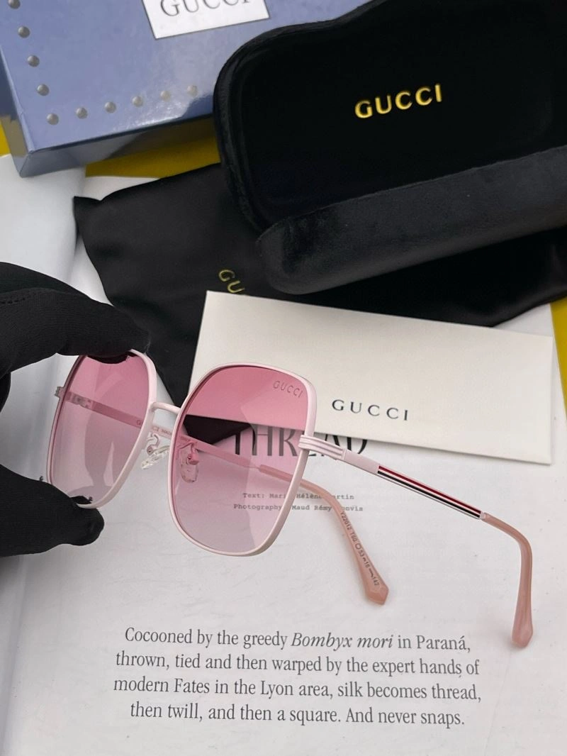RelaxedFit Gucci Sunglasses 279861