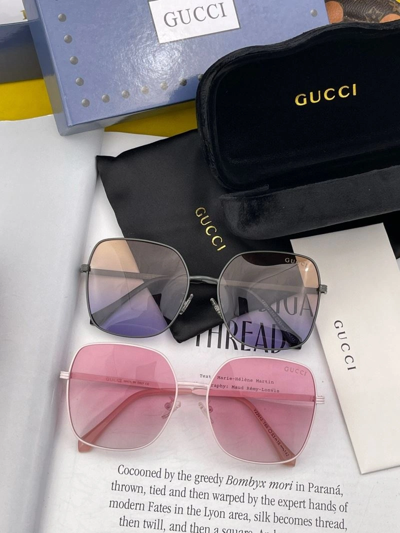RelaxedFit Gucci Sunglasses 279861