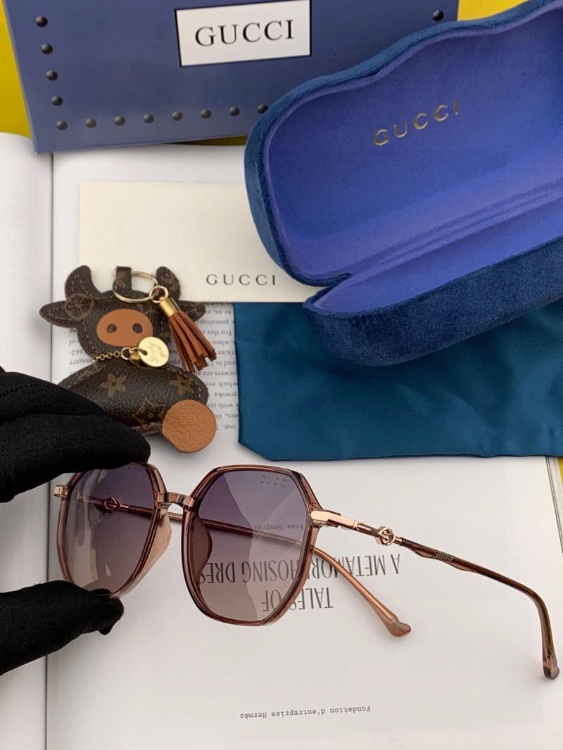Soft Gucci Sunglasses 279863