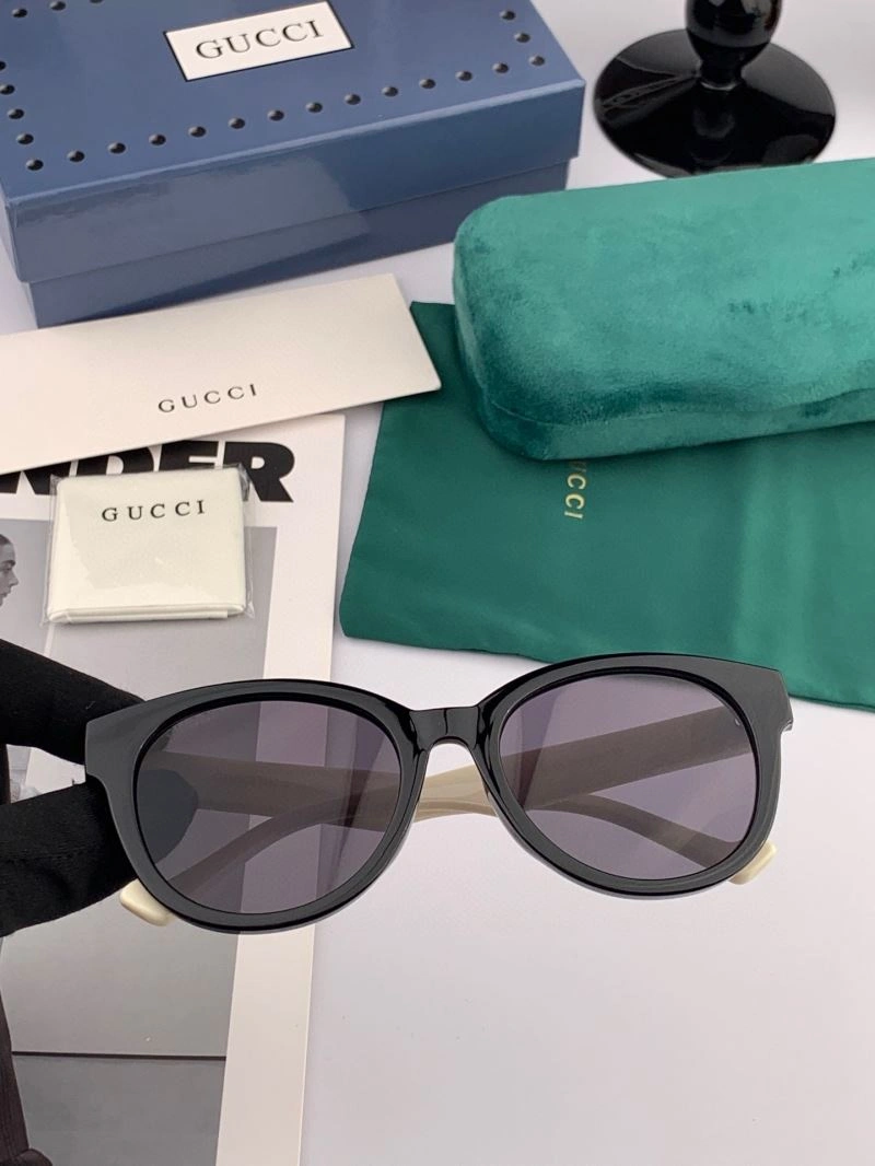 Gucci Sunglasses Premium 279838