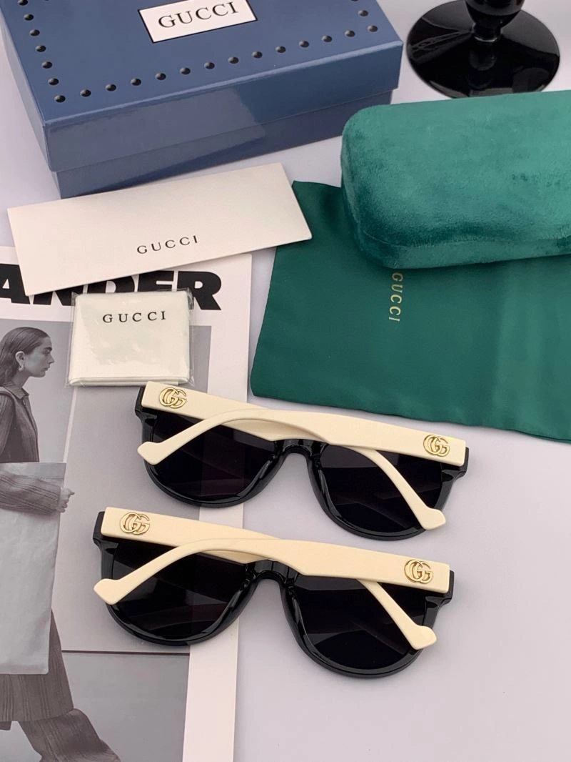 Gucci Sunglasses Premium 279838