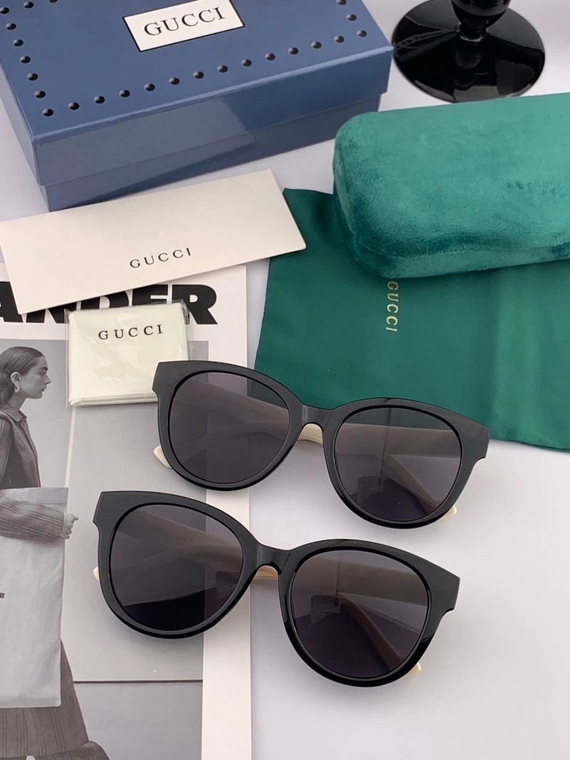 Gucci Sunglasses Premium 279838