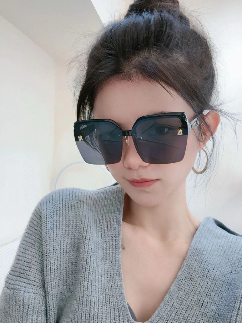MoistureWicking Gucci Sunglasses 279865