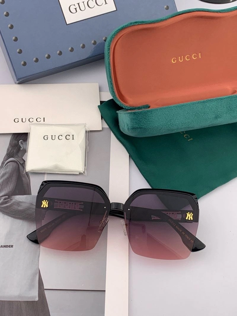 MoistureWicking Gucci Sunglasses 279865