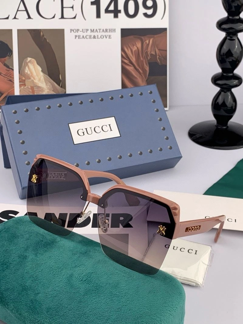 MoistureWicking Gucci Sunglasses 279865