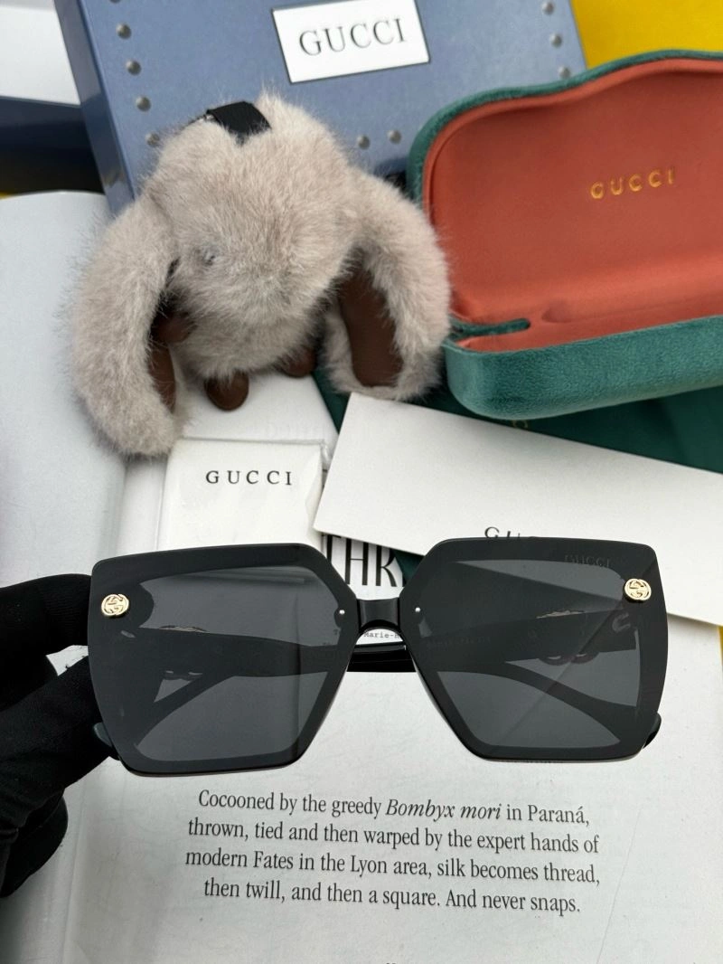 Gucci Sunglasses ZeroBulk 279848