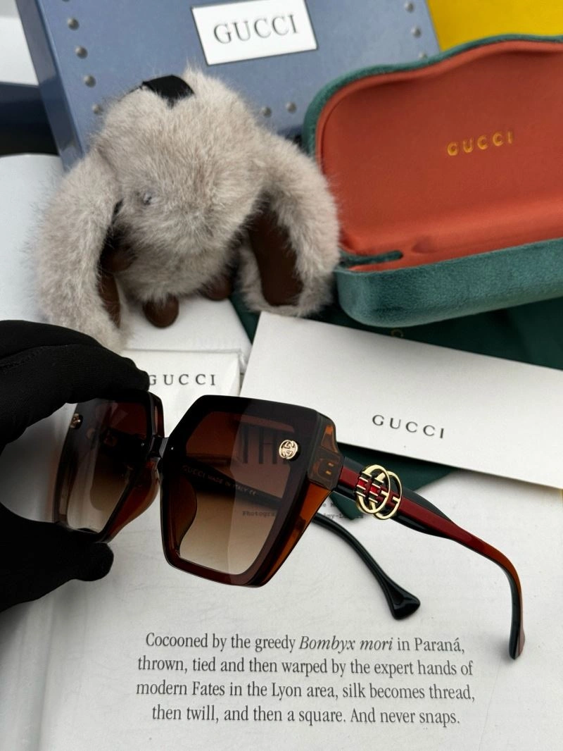 Gucci Sunglasses ZeroBulk 279848