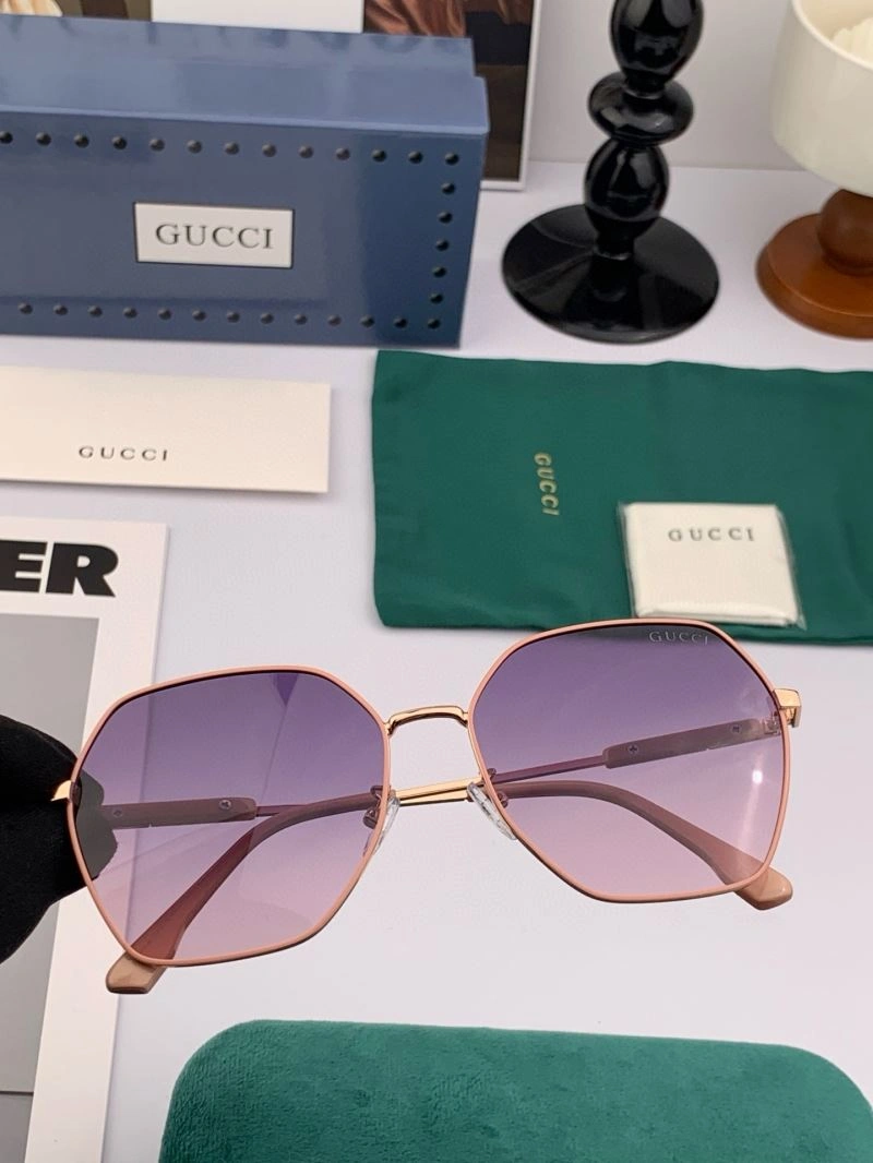 Comfortable Gucci Sunglasses 279841