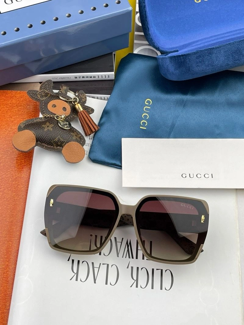 Gucci Sunglasses Stylish 279847