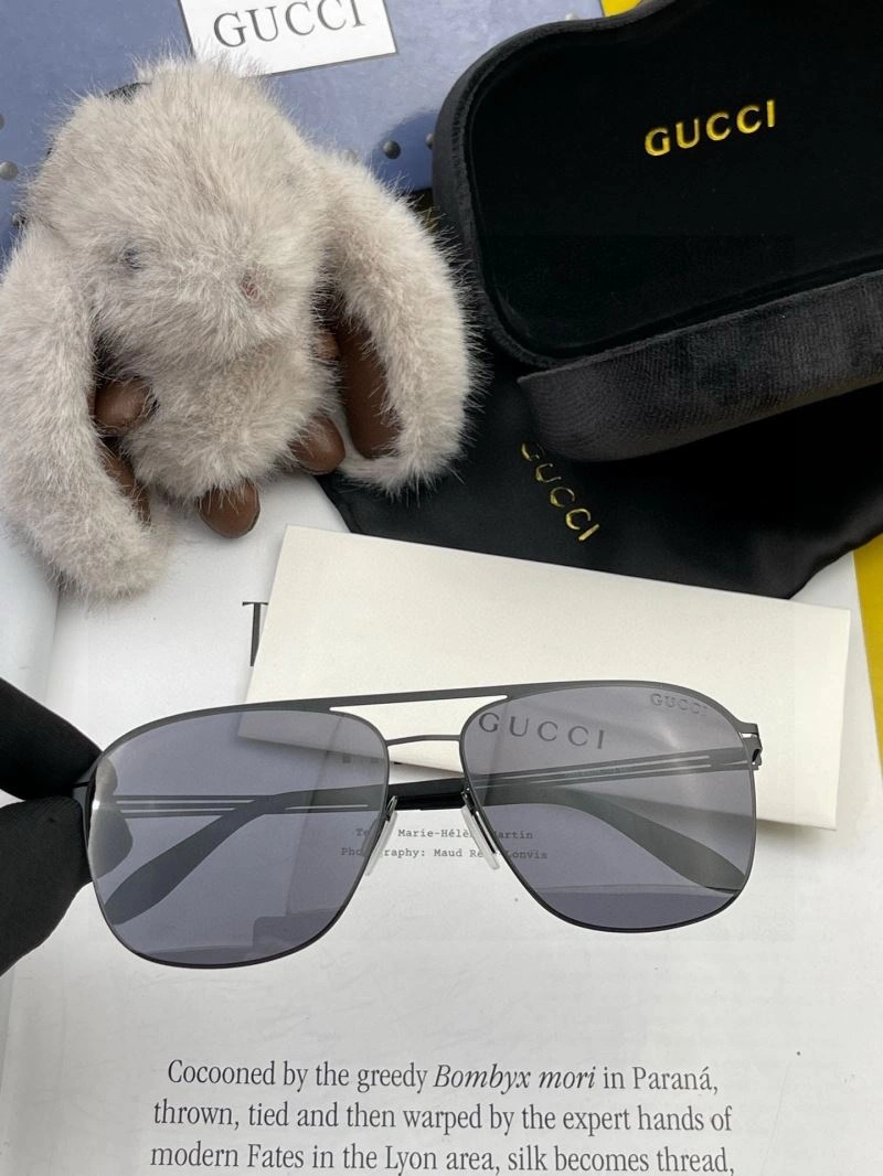Bold Gucci Sunglasses 279857