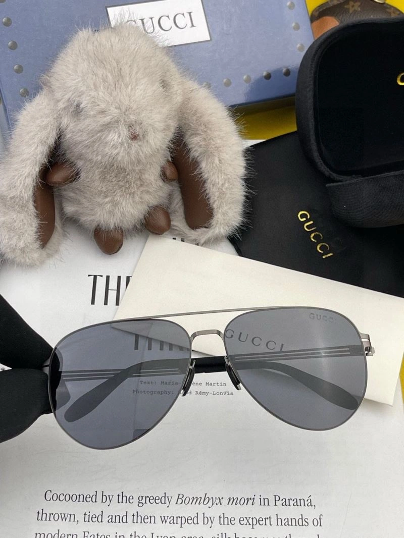 Gucci Sunglasses Practical 279850