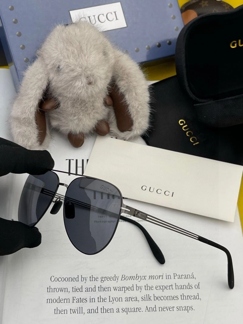 Gucci Sunglasses Practical 279850
