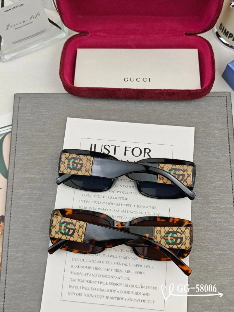 Gucci Sunglasses Neat 279835