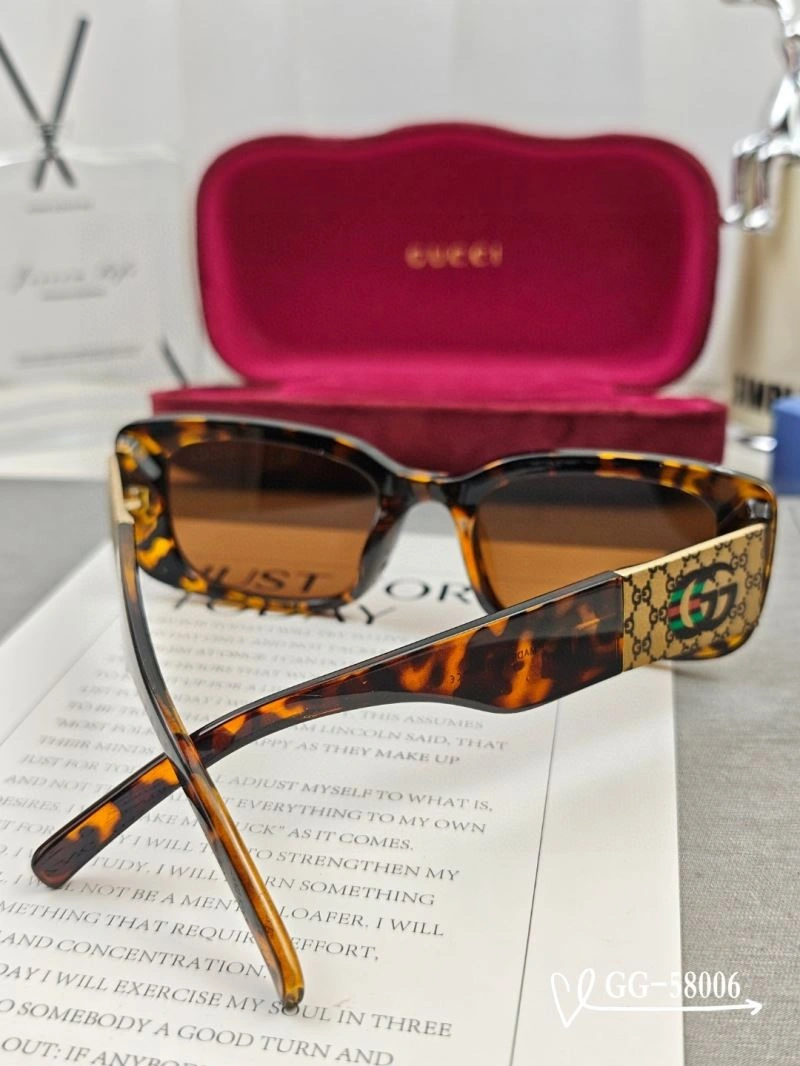 Gucci Sunglasses Neat 279835