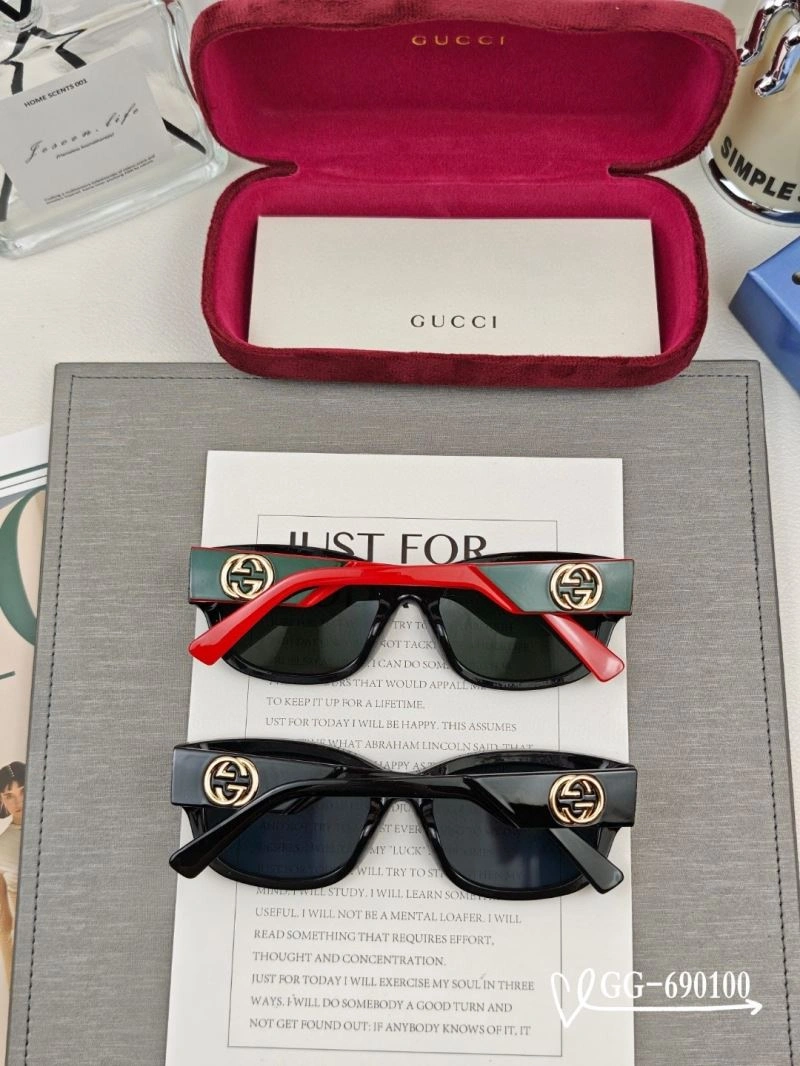 Gucci Sunglasses Durable 279833