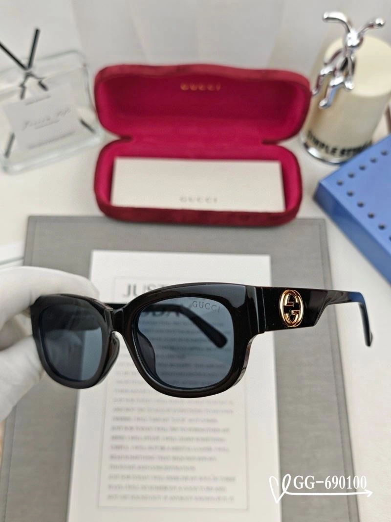 Gucci Sunglasses Durable 279833