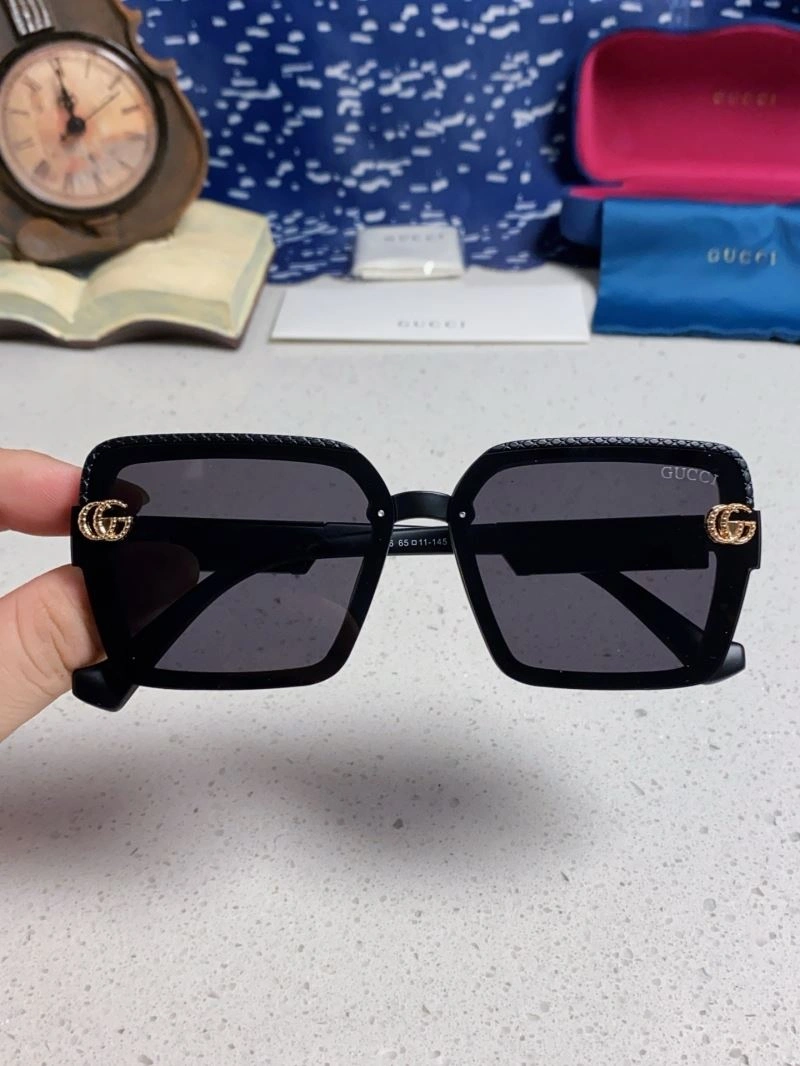 Gucci Sunglasses ModernLook 279830