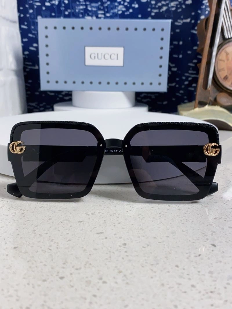 Gucci Sunglasses ModernLook 279830
