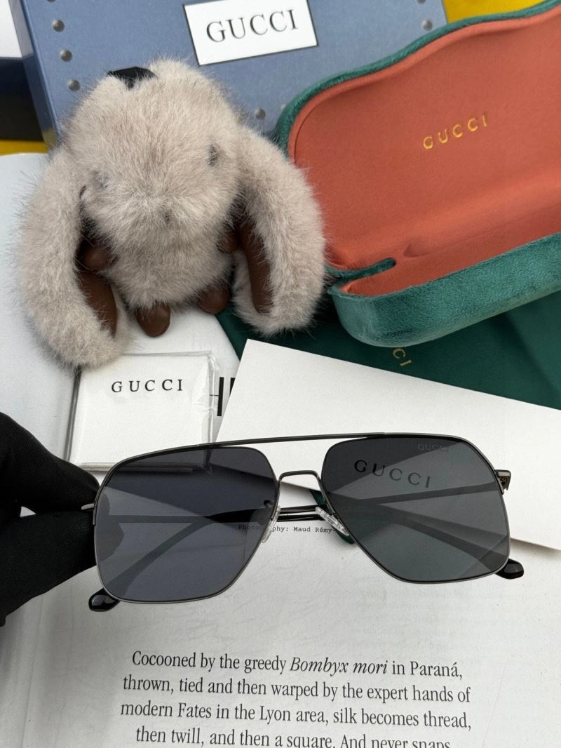 Gucci Sunglasses Trendy 279826