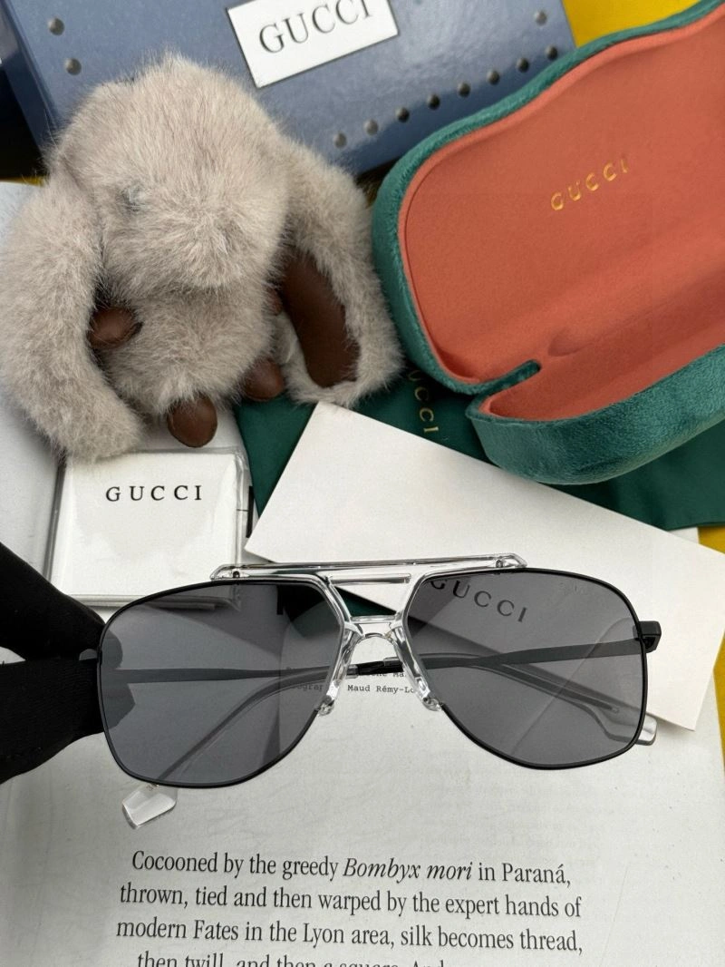 Casual Gucci Sunglasses 279797