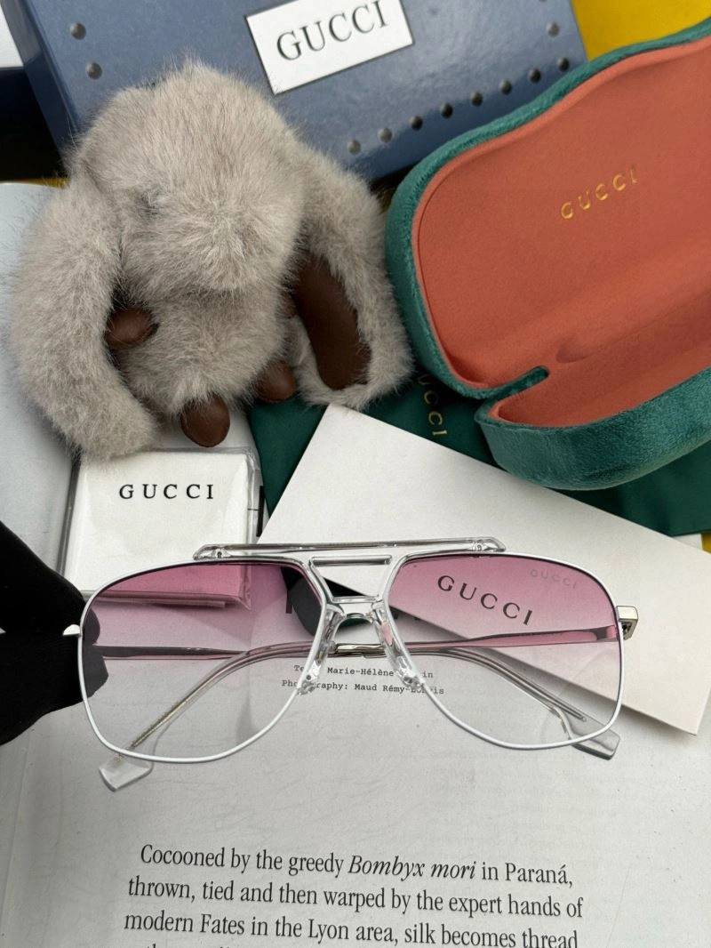 Casual Gucci Sunglasses 279797