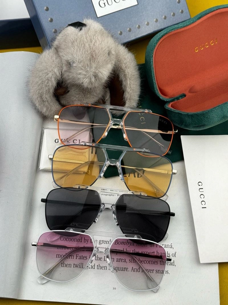 Casual Gucci Sunglasses 279797