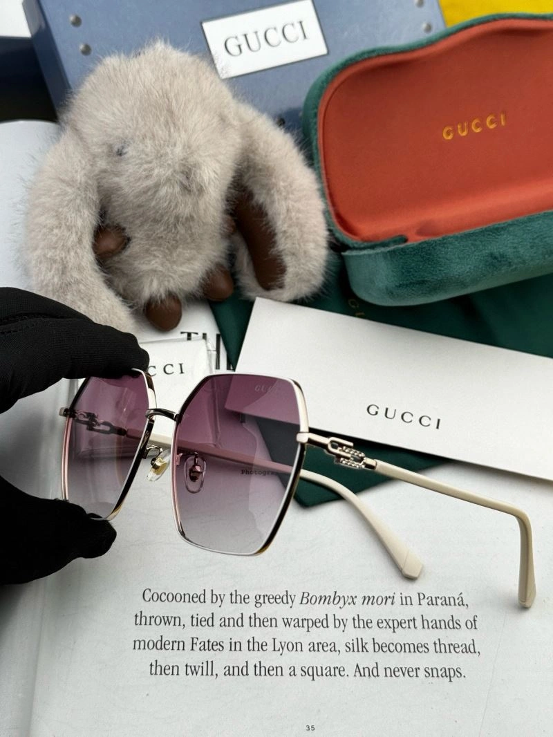 SoftTouch Gucci Sunglasses 279799
