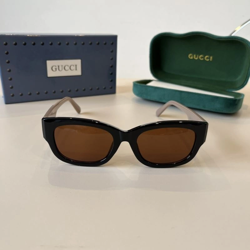 Gucci Sunglasses Functional 279814