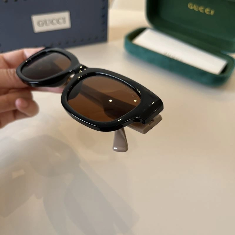 Gucci Sunglasses Functional 279814