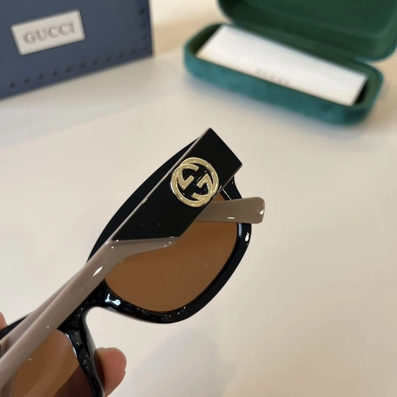 Gucci Sunglasses Functional 279814