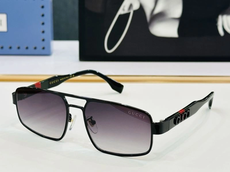 Gucci Sunglasses Unisex 279801
