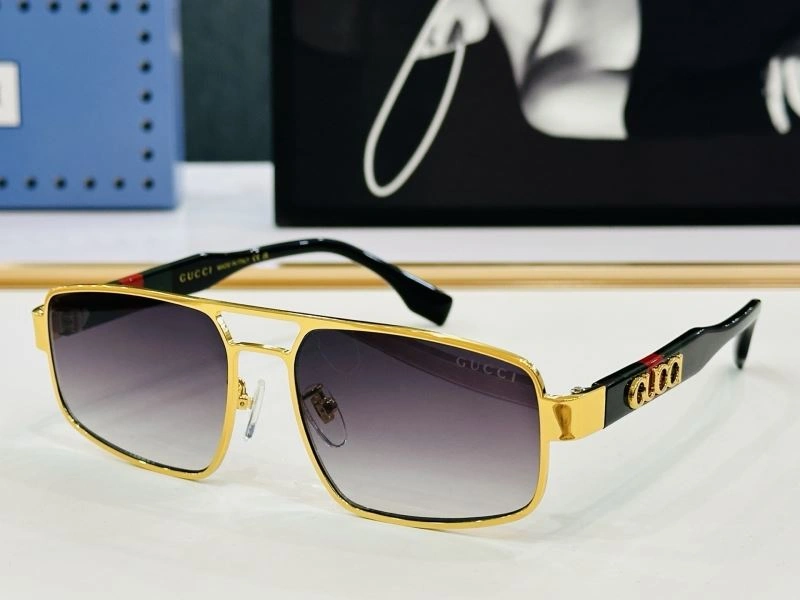 Gucci Sunglasses Unisex 279801