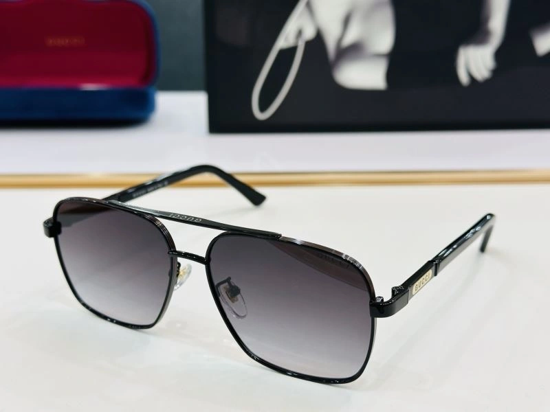 Gucci Sunglasses Stylish 279817